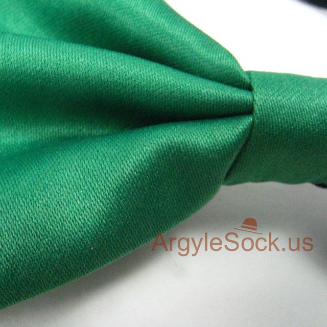 green bow tie for wedding
