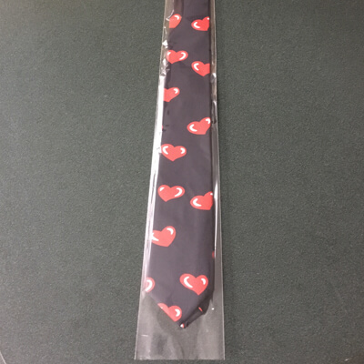 valentines day gift hearts black tie